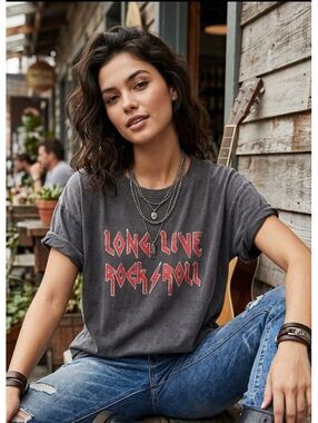 Zutter Grunge Rock Roll Indie Sleeze Vintage Mineral Washed Oversized Tee- Large